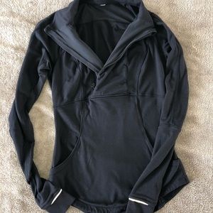 Long sleeve 🍋lululemon🍋 size 4 pullover